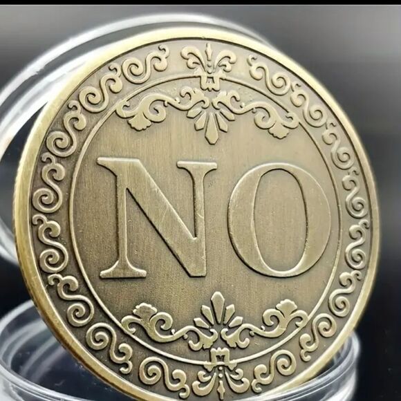 new Fortune telling coin - Picture 2 of 3